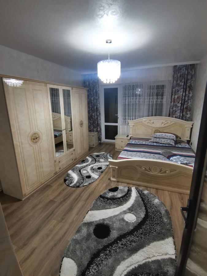 Apartament Central Băile Herculane Esterno foto